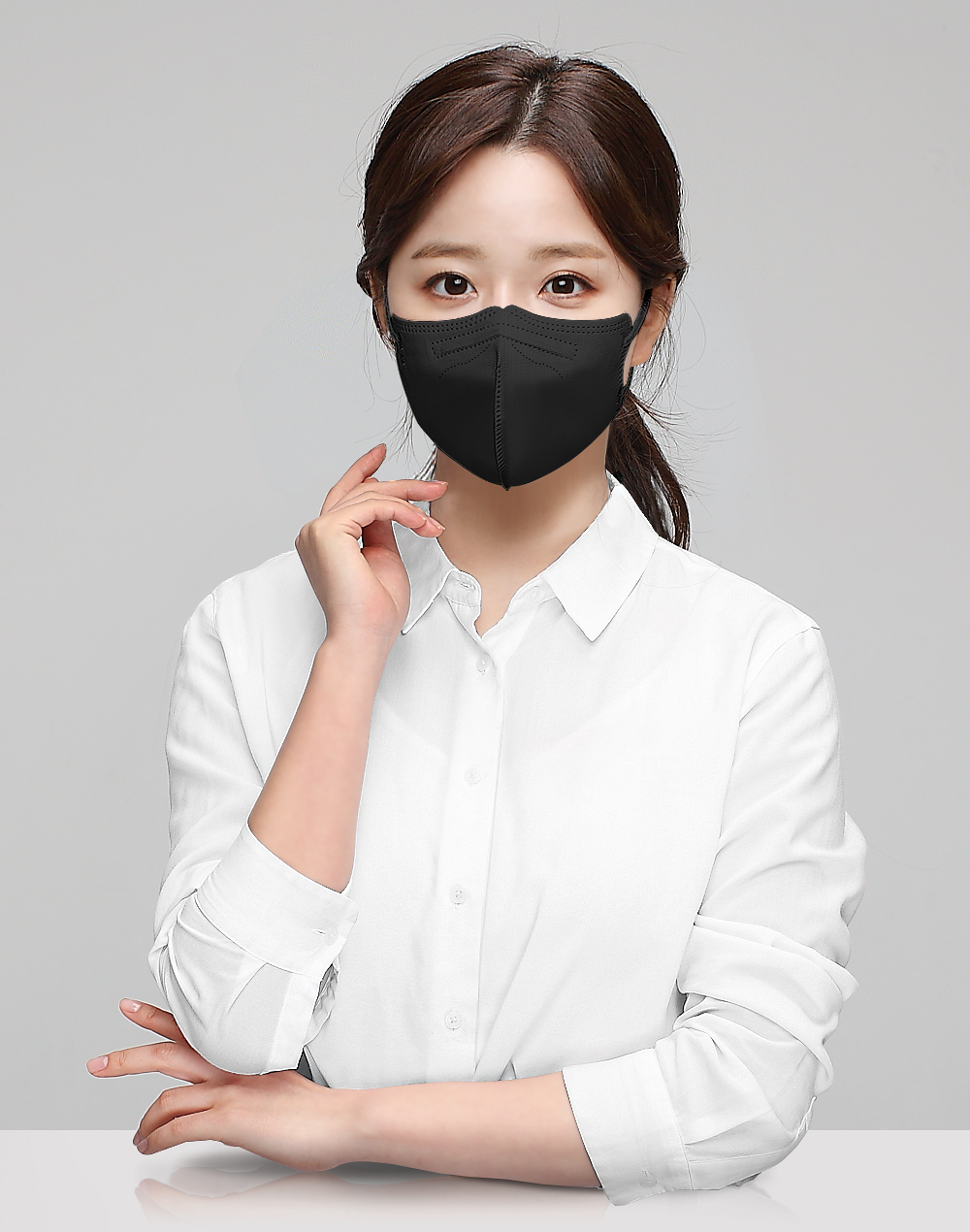 Arte KF94 2D adult face masks by 樂爸團購, showing a box of 50 protective masks with a sleek design and secure fit.